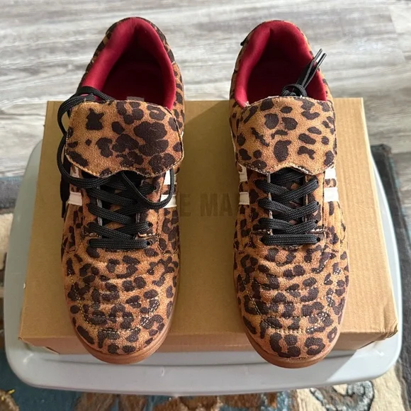 Steve Madden Madrid Leopard Print Sneakers with Black Laces. Size 10 - Picture 11 of 14